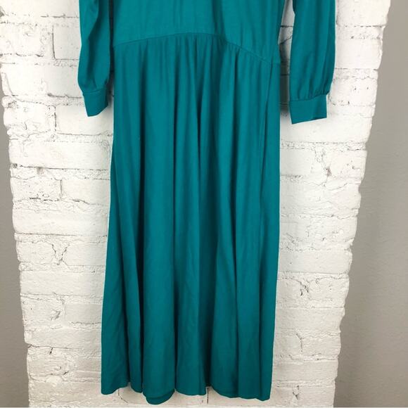 Vintage By Berkeley Maxi Dress - Picture 8 of 9